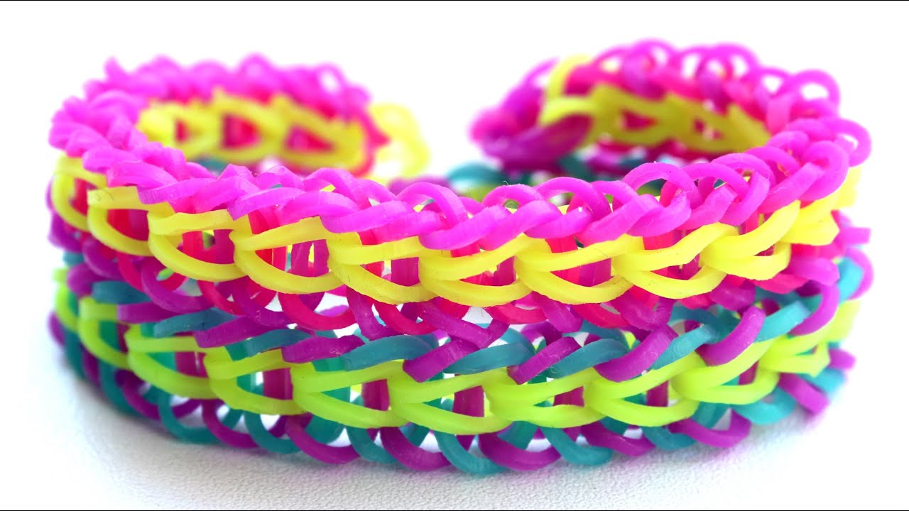 Плетем браслеты из резинок: 4 популярные схемы для начинающих