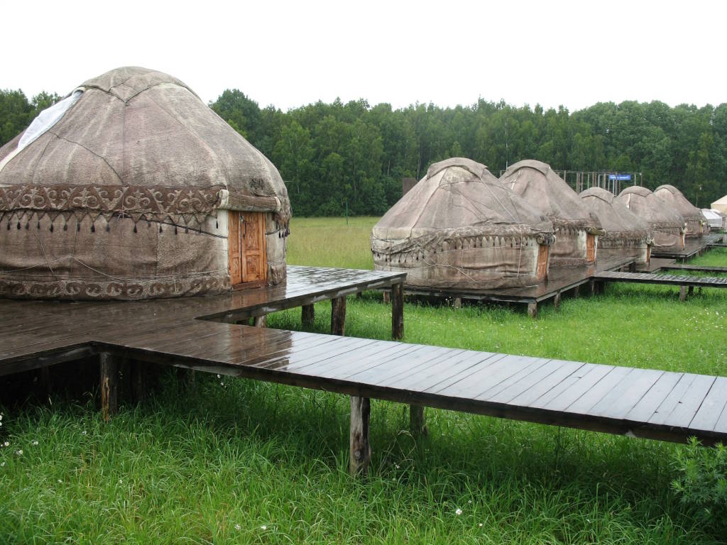 Отдых в этнопарке: чем он отличается от обычной поездки за город